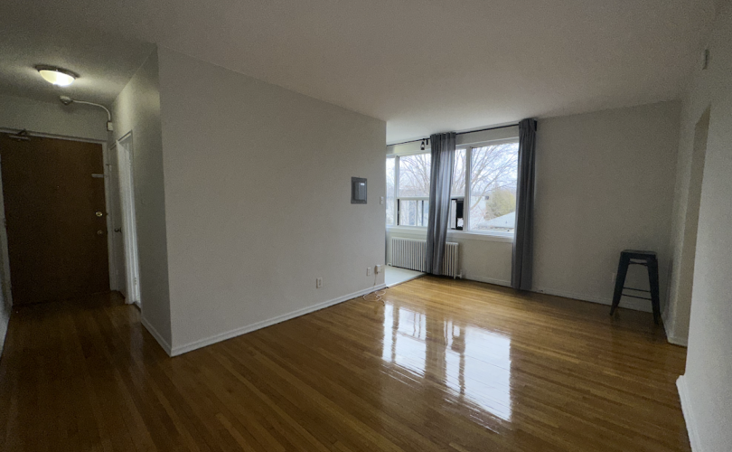 2423 Keele Street, 2 Bedrooms Bedrooms, ,1 BathroomBathrooms,Condo,For Rent,Keele Street,1118