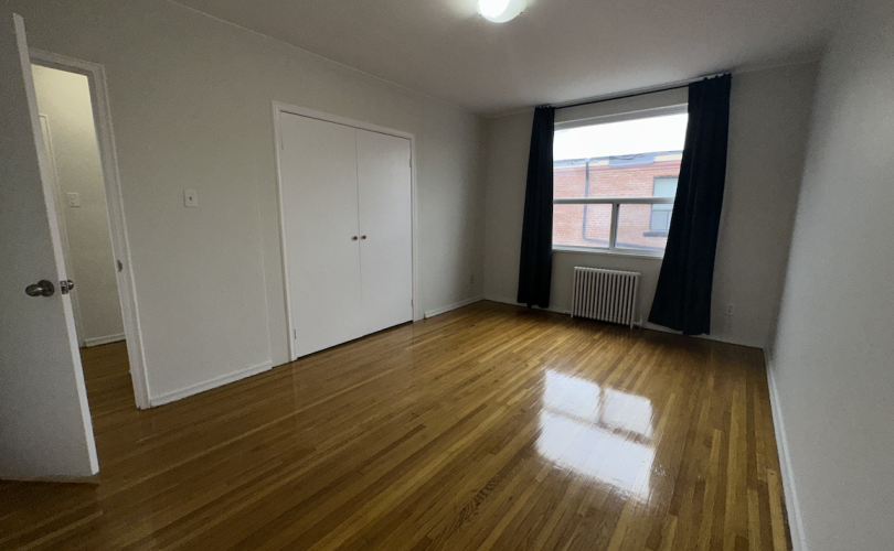 2423 Keele Street, 2 Bedrooms Bedrooms, ,1 BathroomBathrooms,Condo,For Rent,Keele Street,1118