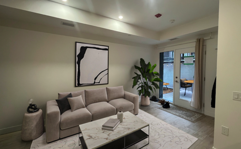 Attached/Townhouse,For Rent,1123