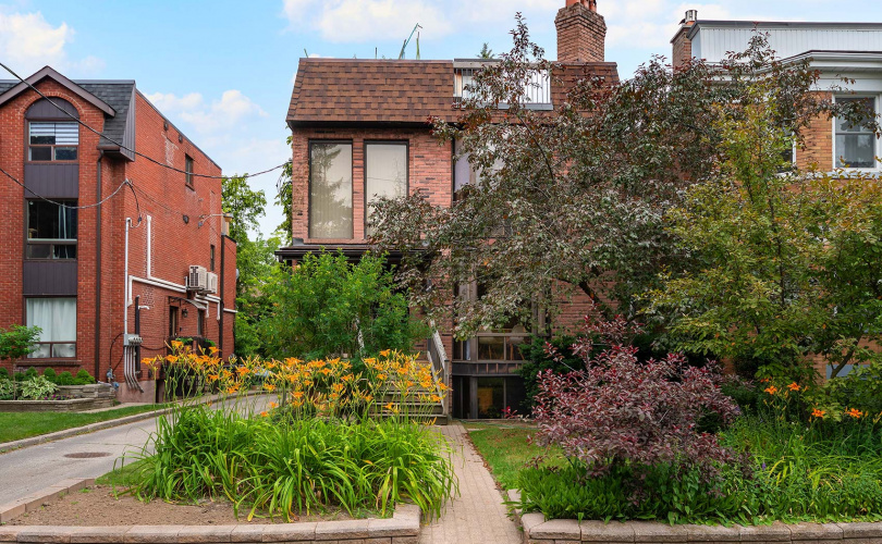 Second Floor of House,For Rent,1125